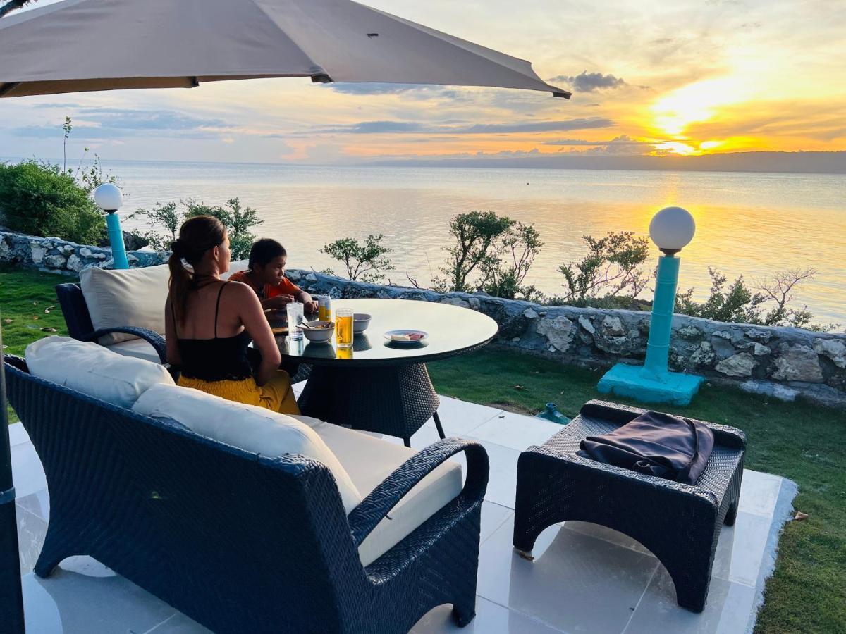 Cabilao Sunset Dive & Beach Resort Loon Bagian luar foto